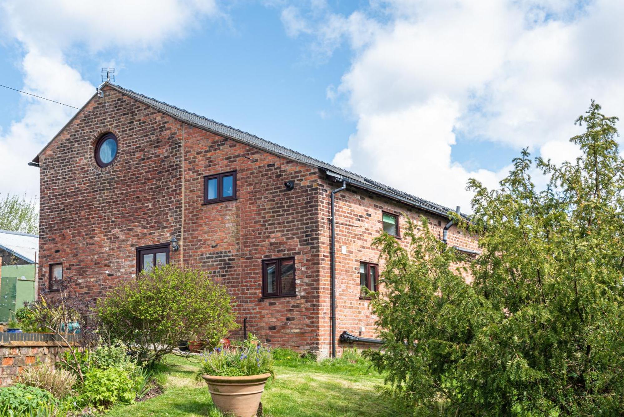 Brook Farm Barn Frodsham